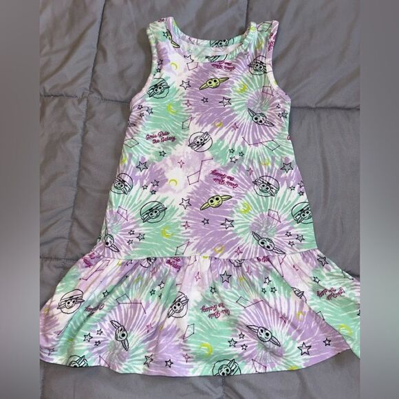 XS 4/5 girls Star Wars grogu dress in great condition - Picture 1 of 2